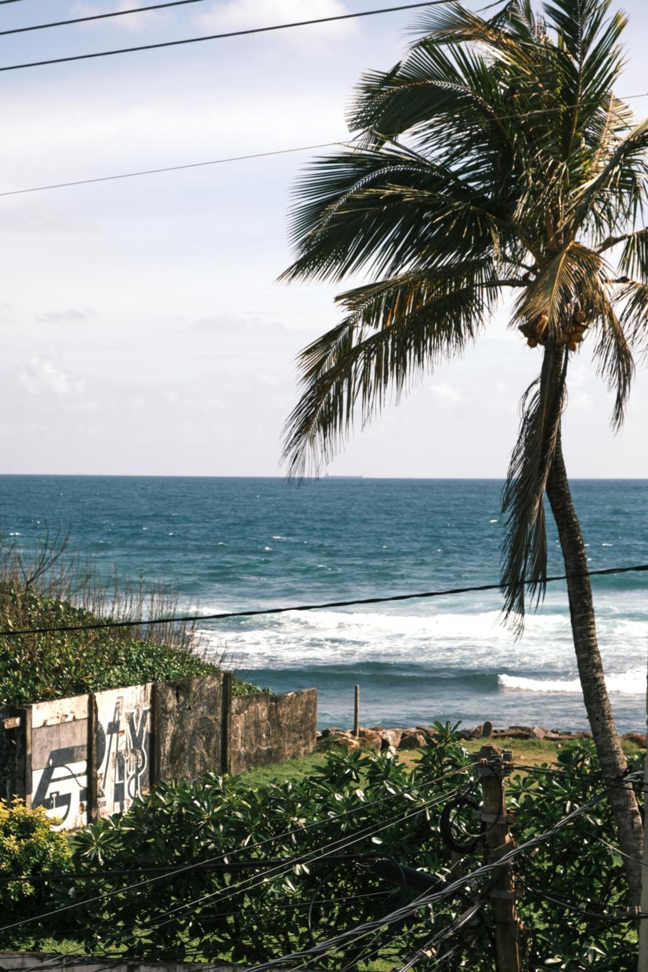 Ruma Surf Hotel Ahangama Extérieur photo